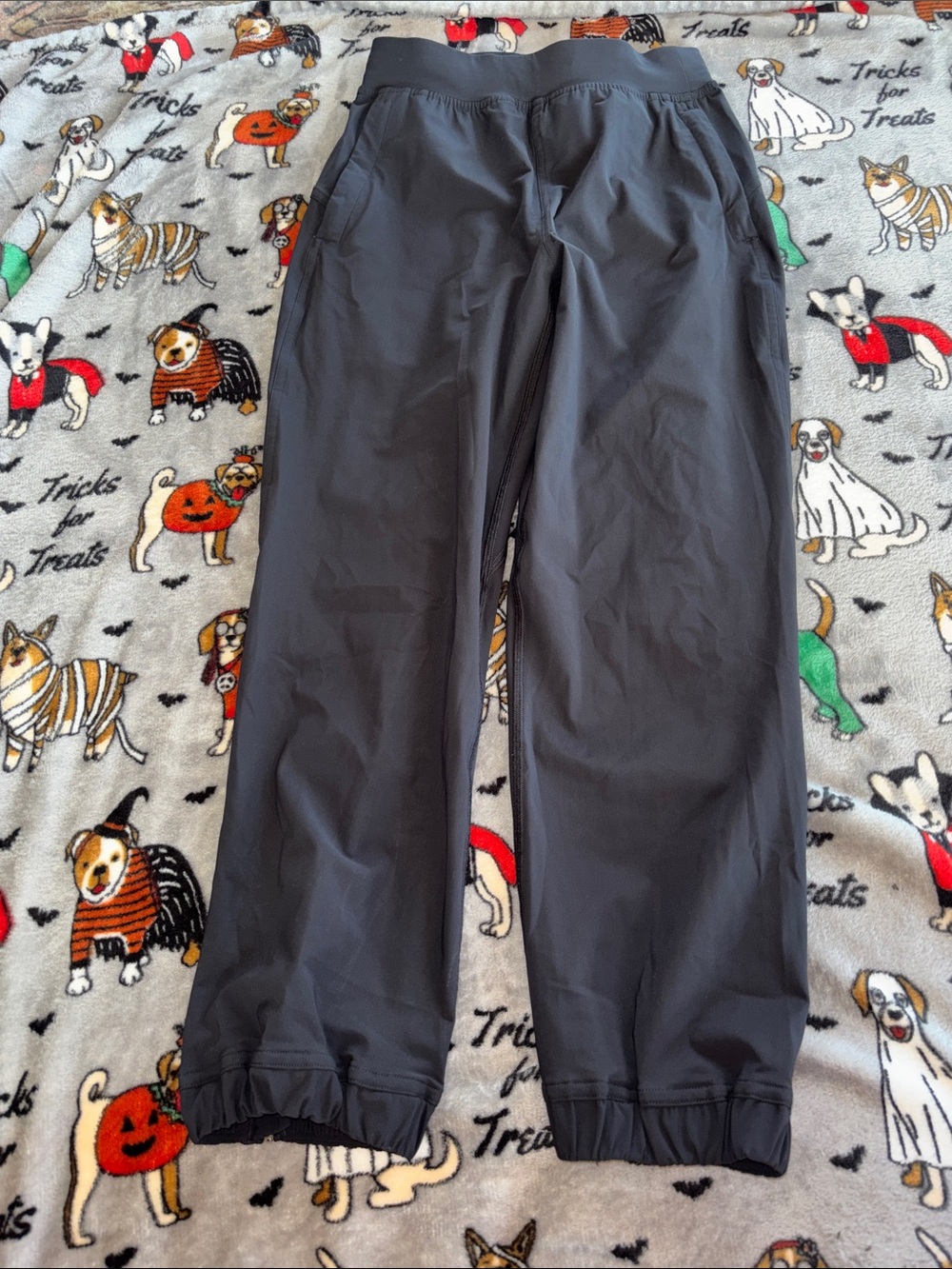 Lululemon Adapted State High-Rise Jogger Crop
Black